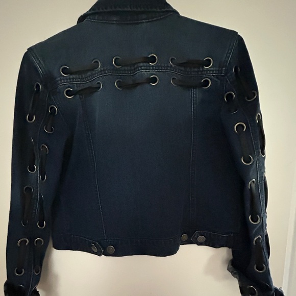 Jean jacket only worn twice! - Picture 2 of 3